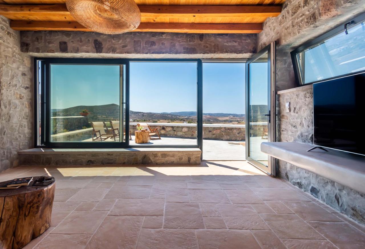 Petra Residence Mini Pool Spa Adamantas  Exterior photo